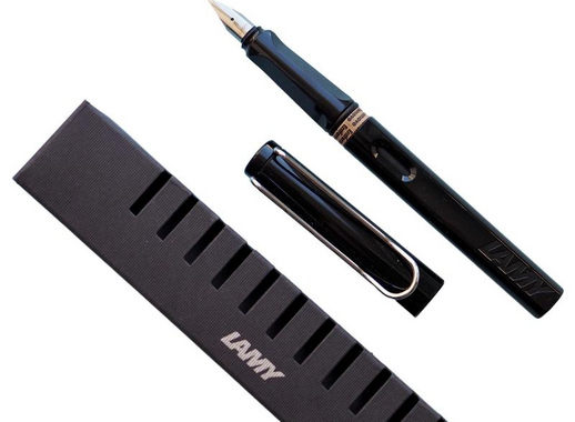 Ручка перьевая Lamy Safari цвет чернил синий цвет корпуса черный