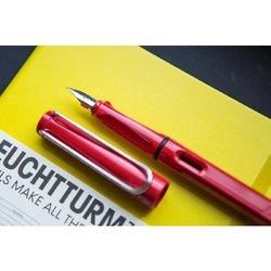 Ручка перьевая Lamy 016 Safari цвет чернил синий цвет корпуса красный (артикул производителя 4000181)