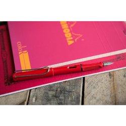 Ручка перьевая Lamy 016 Safari цвет чернил синий цвет корпуса красный (артикул производителя 4000181)