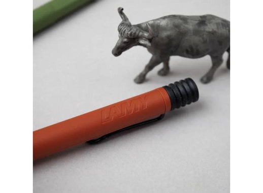 Ручка шариковая Lamy 241 safari цвет чернил черный цвет корпуса терракотовый (артикул производителя M16Ч 4035680)