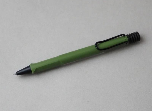 Ручка шариковая Lamy 241 safari цвет чернил черный цвет корпуса оливковый (артикул производителя M16Ч 4035674)