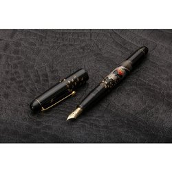 Ручка перьевая Namiki Tradition Mount Fuji and wave цвет чернил черный цвет корпуса черный