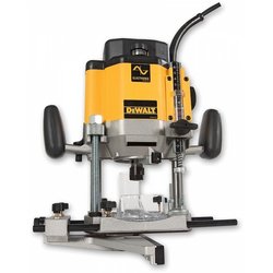 Фрезер Dewalt DW625E-QS 2 кВт